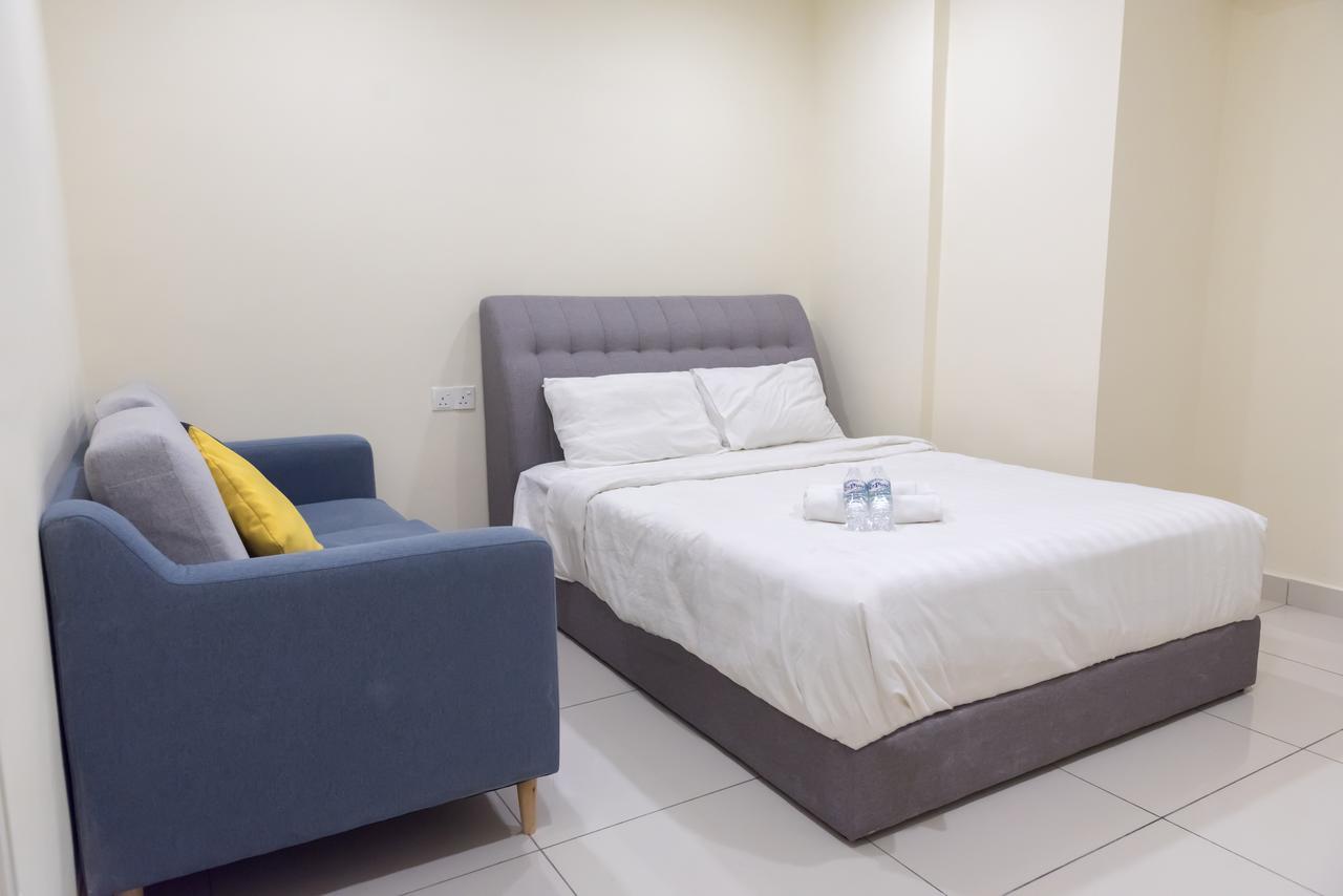 Mansion One Service Apartment George Town Eksteriør billede