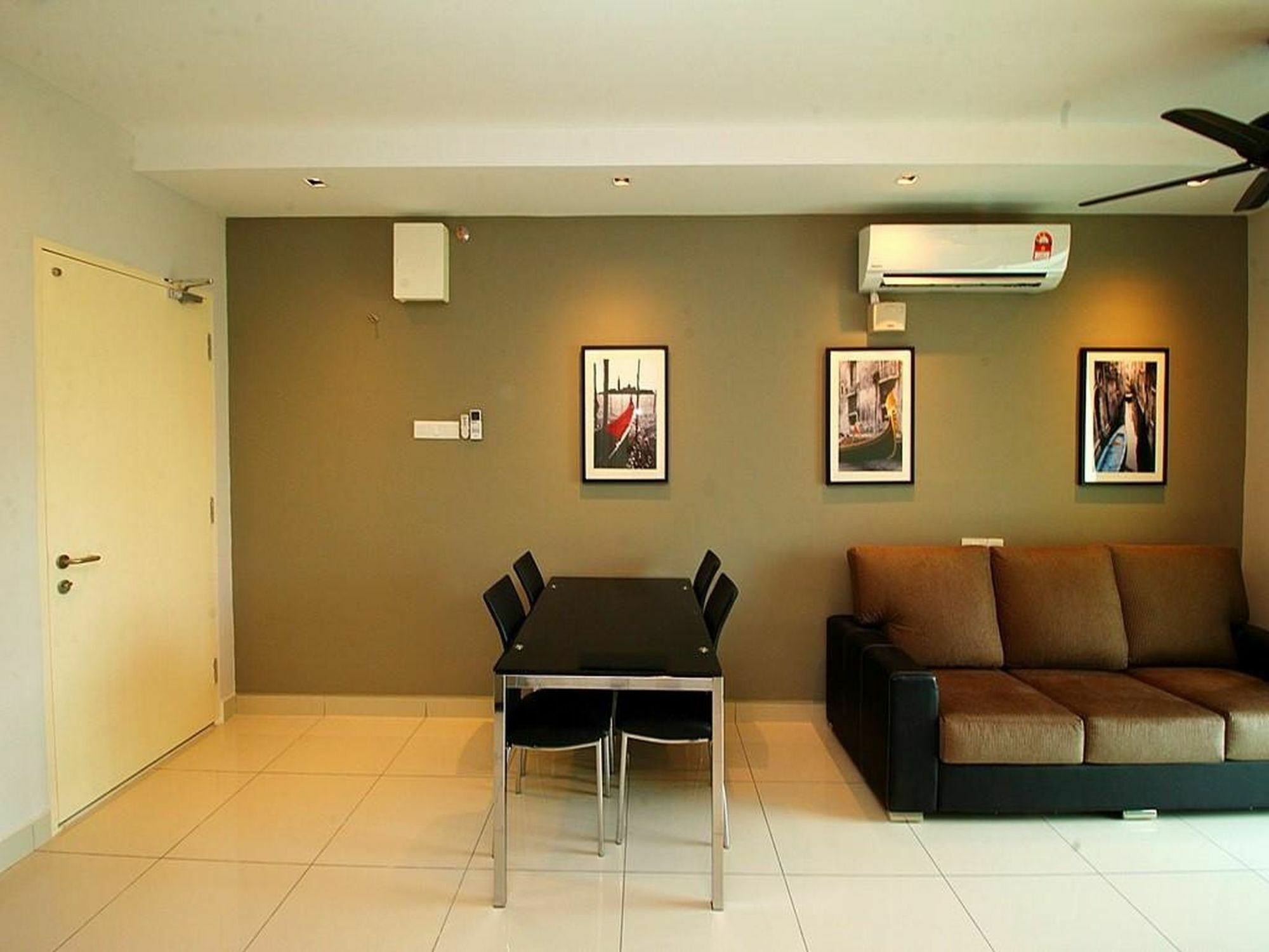 Mansion One Service Apartment George Town Eksteriør billede