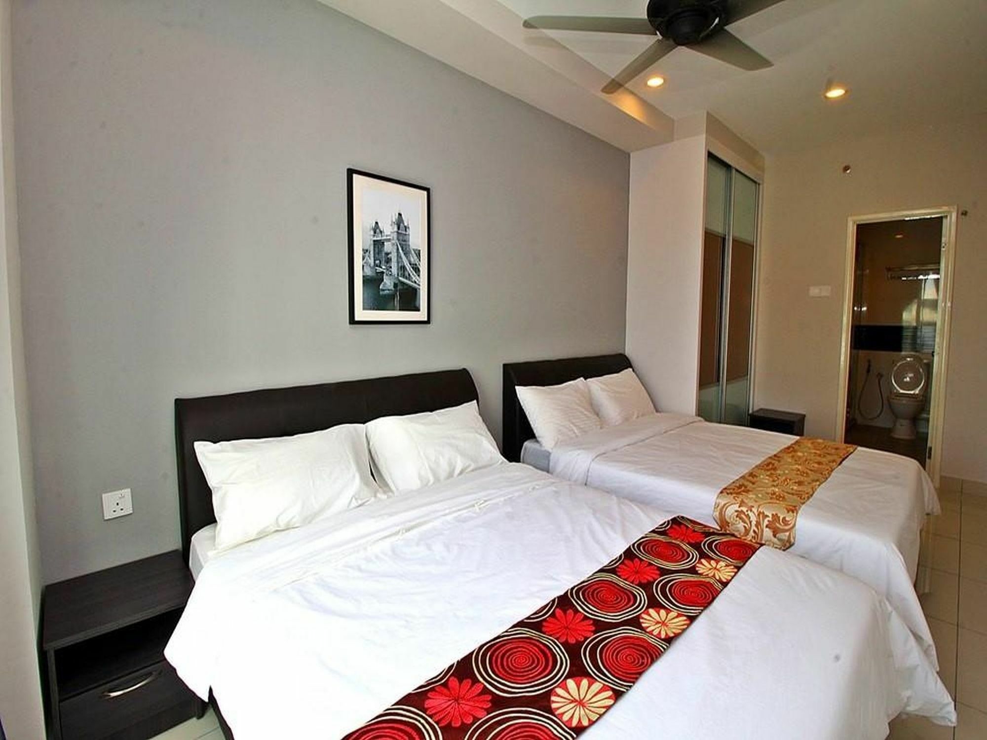 Mansion One Service Apartment George Town Eksteriør billede