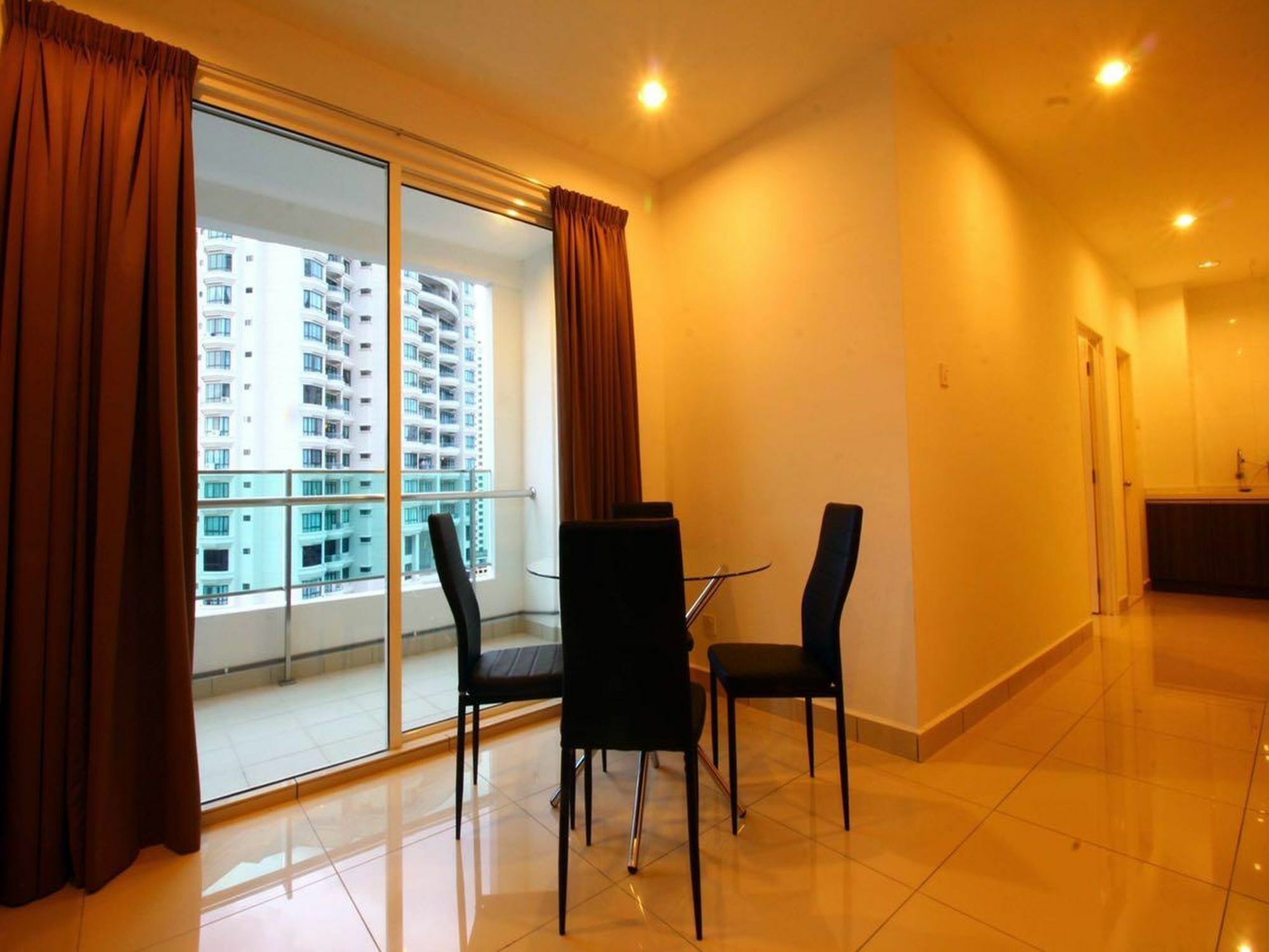 Mansion One Service Apartment George Town Eksteriør billede